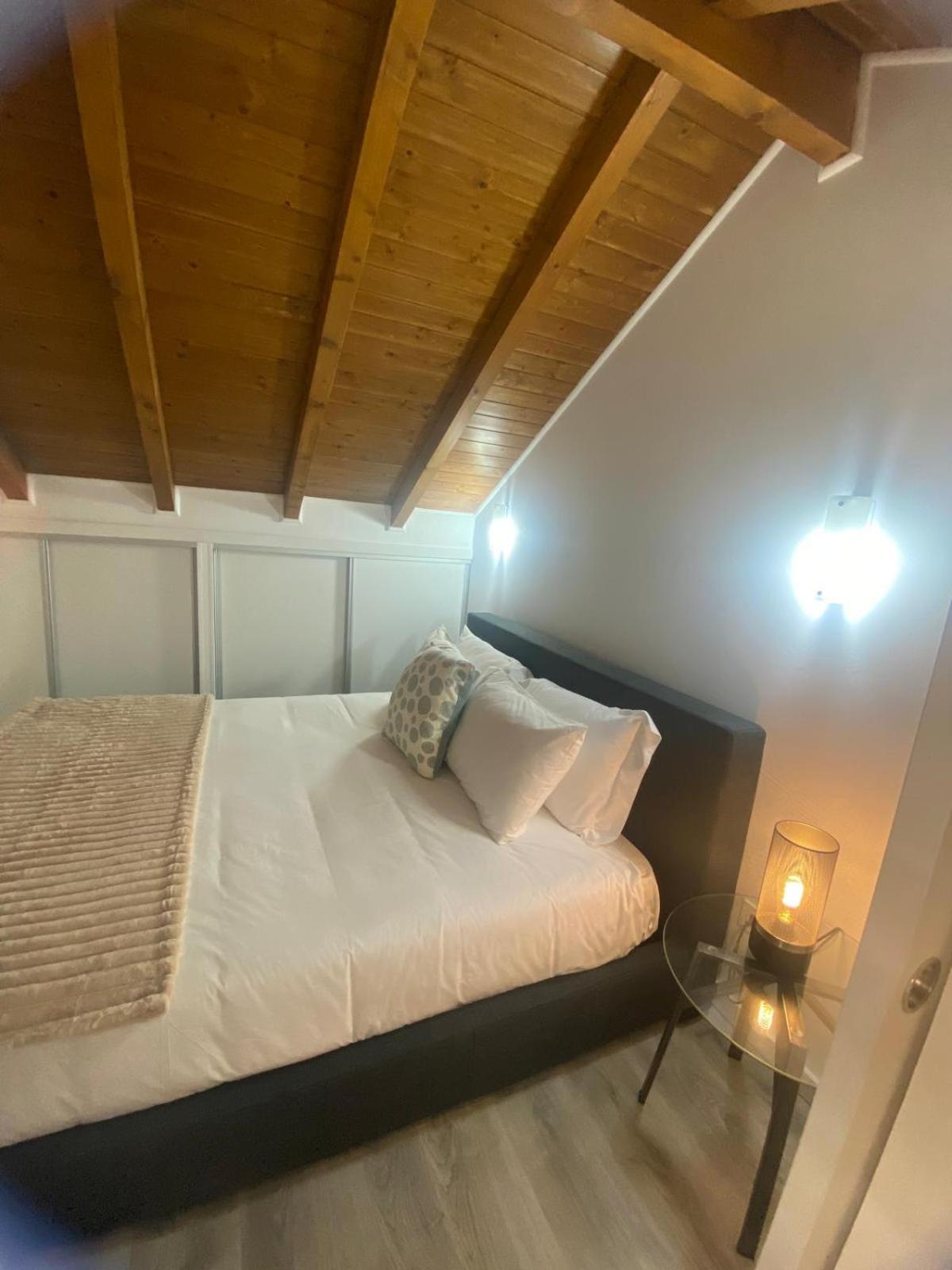 Porto Saldanha - 2X T2 Duplex Apartment Luaran gambar